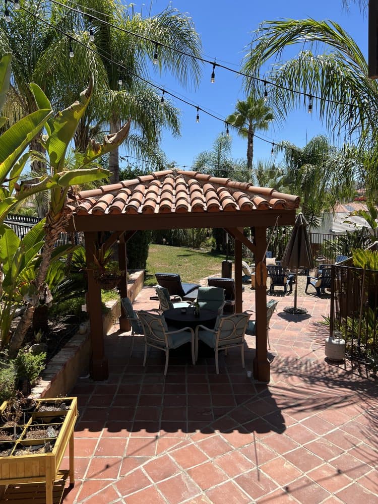 Backyard cabana roofed by Jarco in a Canyon Lake client's yard